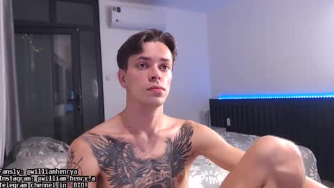 Snapshot of william_henry_a chatting on 4, 10, 2025 William online show from 4, 10, 2025