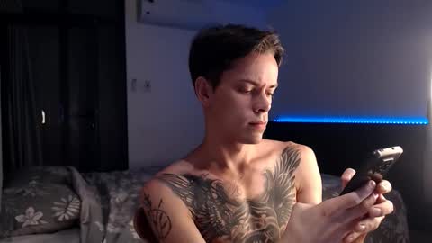 Snapshot of william_henry_a chatting on 21, 10, 2025 William online show from 21, 10, 2025