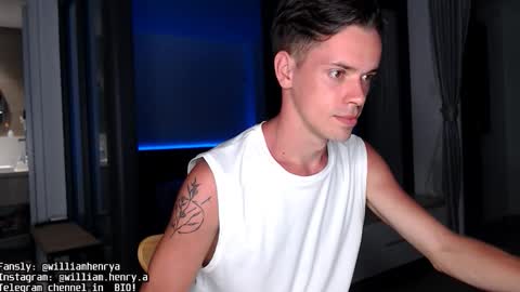 Snapshot of william_henry_a chatting on 4, 11, 2025 William online show from 4, 11, 2025