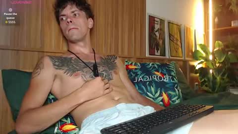 Snapshot of william_henry_a chatting on 18, 7, 2026 William online show from 18, 7, 2026