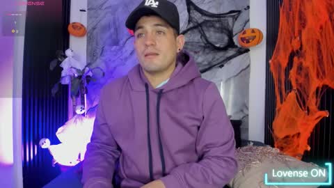 Snapshot of william_steel_ chatting on 18, 10, 2025 William Steel online show from 18, 10, 2025