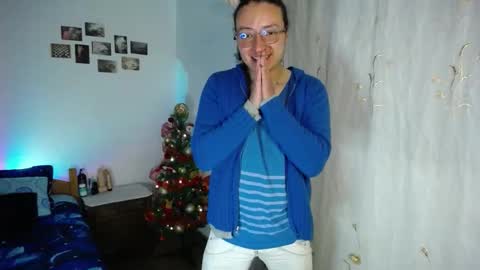 Snapshot of willmonkey chatting on 20, 12, 2025 willmonkey online show from 20, 12, 2025