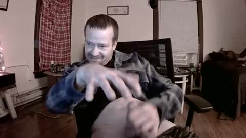 willydogg83 online show from 2, 12, 2025