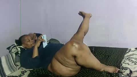 Snapshot of wilmaassylum chatting on 7, 1, 2025 wilmaassylum online show from 7, 1, 2025