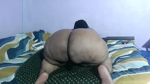 Snapshot of wilmaassylum chatting on 5, 2, 2025 wilmaassylum online show from 5, 2, 2025