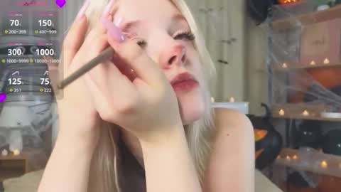 Mary online show from 31, 10, 2025