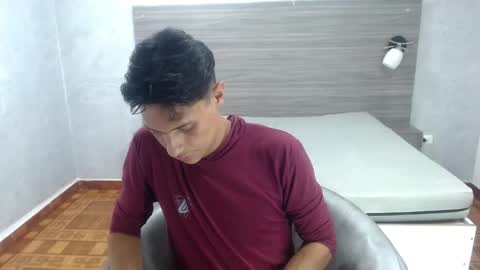 Snapshot of wiltom_ chatting on 2, 11, 2025 Wiltom online show from 2, 11, 2025