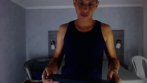 Snapshot of wiltom_ chatting on 16, 11, 2025 Wiltom online show from 16, 11, 2025