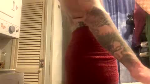 Snapshot of wiltryanything2x chatting on 11, 11, 2025 Will online show from 11, 11, 2025