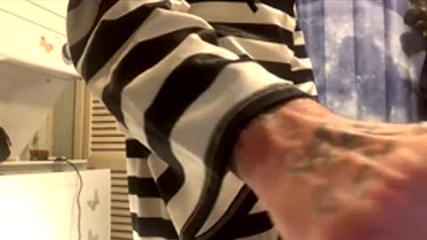 Snapshot of wiltryanything2x chatting on 28, 11, 2025 Will online show from 28, 11, 2025