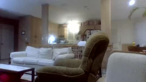 Snapshot of wineman2020 chatting on 21, 11, 2025 Charlie online show from 21, 11, 2025