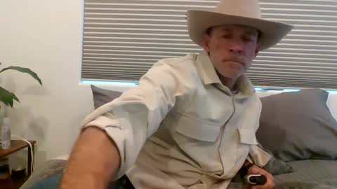 Snapshot of wingnutt765733 chatting on 4, 3, 2025 wingnutt765733 online show from 4, 3, 2025