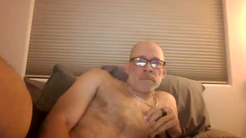 Snapshot of wingnutt765733 chatting on 4, 3, 2025 wingnutt765733 online show from 4, 3, 2025