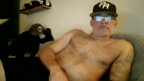 Snapshot of wingnutt765733 chatting on 17, 10, 2025 wingnutt765733 online show from 17, 10, 2025