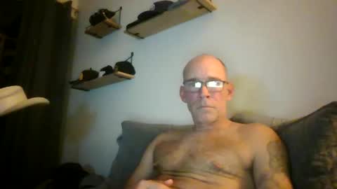 Snapshot of wingnutt765733 chatting on 24, 10, 2025 wingnutt765733 online show from 24, 10, 2025
