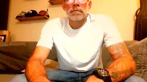 wingnutt765733 online show from 12, 2, 2026