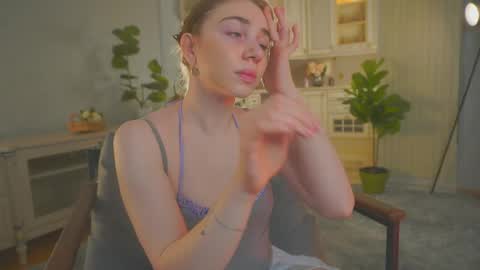 Lillian online show from 9, 5, 2026