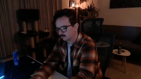 cream36 online show from 17, 2, 2025