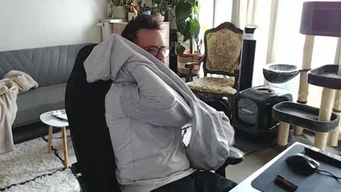 cream36 online show from 11, 11, 2025