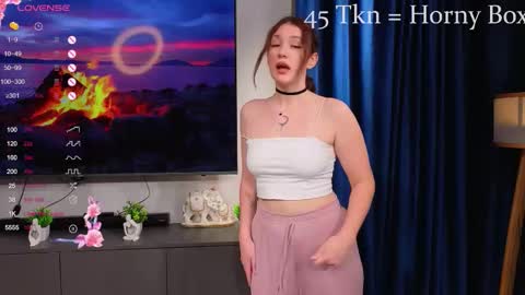 May online show from 10, 10, 2025