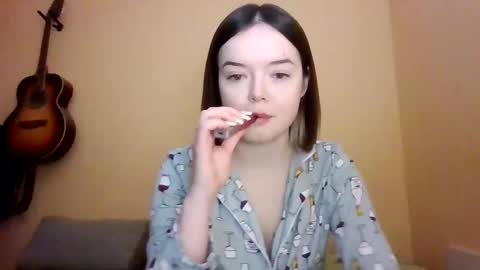 Snapshot of winter__white_rose chatting on 20, 12, 2024 Emma online show from 20, 12, 2024