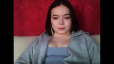 Snapshot of winter__white_rose chatting on 4, 1, 2025 Emma online show from 4, 1, 2025