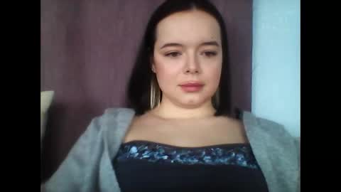 Snapshot of winter__white_rose chatting on 8, 1, 2025 Emma online show from 8, 1, 2025