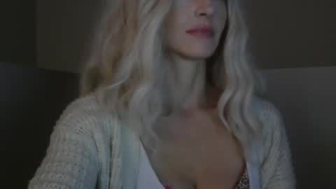 Snapshot of wishgoddes chatting on 19, 10, 2025 WishGoddes online show from 19, 10, 2025