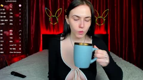 Snapshot of witch_baby_ chatting on 9, 4, 2026 Kira online show from 9, 4, 2026