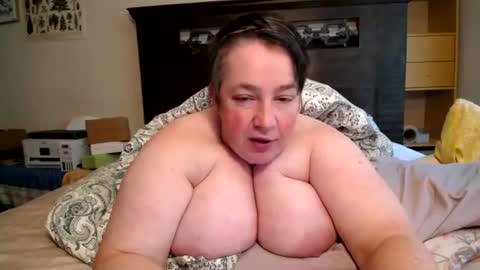 Snapshot of witchannie chatting on 29, 7, 2026 Annie online show from 29, 7, 2026