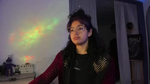     Luna Violeta  A r t i s t  online show from 17, 2, 2025