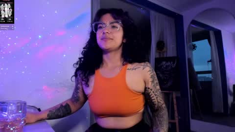     Luna Violeta  A r t i s t  online show from 1, 3, 2025