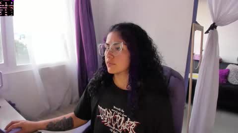     Luna Violeta  A r t i s t  online show from 29, 9, 2025