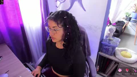     Luna Violeta  A r t i s t  online show from 10, 11, 2025