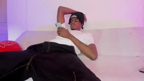 Wiz and Candy online show from 8, 11, 2025