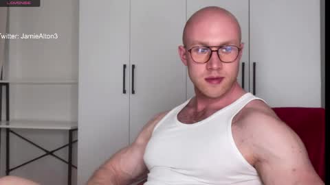 Snapshot of wlademarbergs chatting on 7, 4, 2026 Wlademar online show from 7, 4, 2026