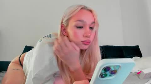 Snapshot of wladilia chatting on 22, 9, 2025 wladilia online show from 22, 9, 2025