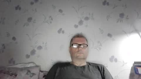 Snapshot of wobble444 chatting on 5, 7, 2026 wobble444 online show from 5, 7, 2026