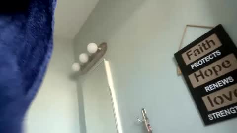 Snapshot of wolfgamer44 chatting on 22, 1, 2025 wolfgamer44 online show from 22, 1, 2025