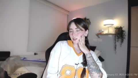   online show from 13, 2, 2025