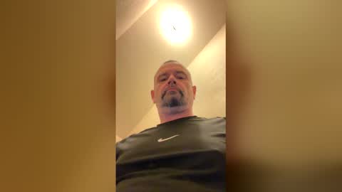 Snapshot of wombraider863 chatting on 25, 2, 2026 wombraider863 online show from 25, 2, 2026