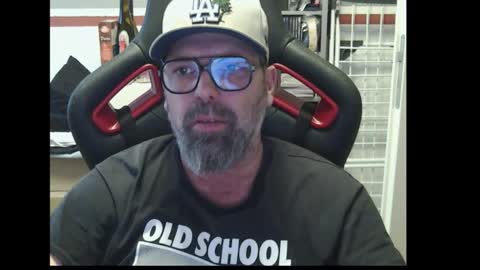 Snapshot of womenizzeer chatting on 16, 3, 2026 Adam online show from 16, 3, 2026