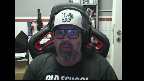 Snapshot of womenizzeer chatting on 22, 3, 2026 Adam online show from 22, 3, 2026