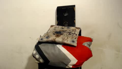 SHENIEL RODRIGUEZ online show from 17, 1, 2025