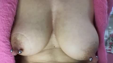 Wondergirl online show from 18, 2, 2025