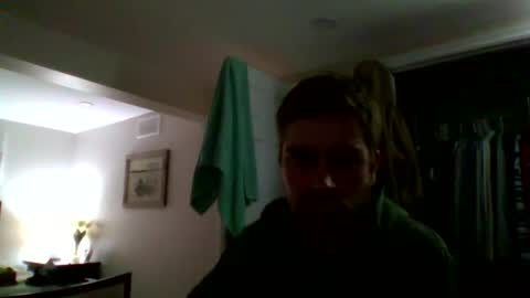 woodeee77 online show from 9, 3, 2026