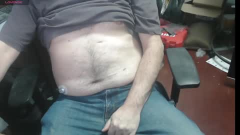 Snapshot of woodworker6473 chatting on 25, 1, 2025 woodworker6473 online show from 25, 1, 2025