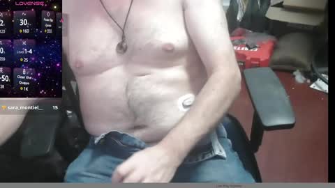 Snapshot of woodworker6473 chatting on 30, 1, 2025 woodworker6473 online show from 30, 1, 2025