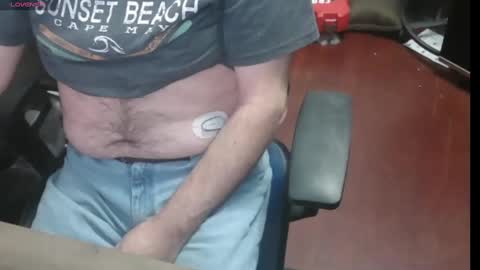 Snapshot of woodworker6473 chatting on 8, 2, 2025 woodworker6473 online show from 8, 2, 2025