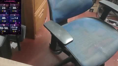 Snapshot of woodworker6473 chatting on 24, 9, 2025 woodworker6473 online show from 24, 9, 2025